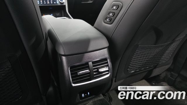 Hyundai Sonata The Edge (DN8) 1.6 Turbo Exclusive 2025 — фото 34