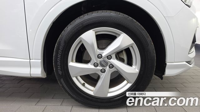 Audi Q3 (F3) 35 TDI Premium 2020 — фото 21