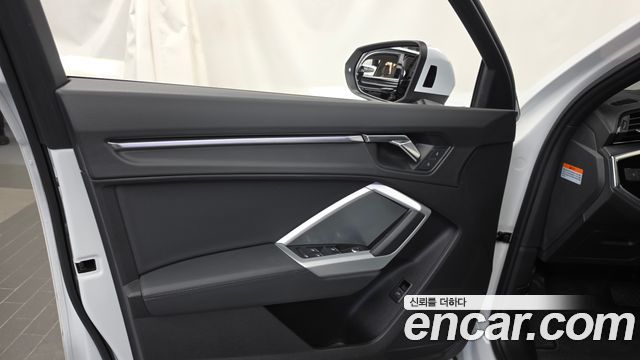 Audi Q3 (F3) 35 TDI Premium 2020 — фото 24
