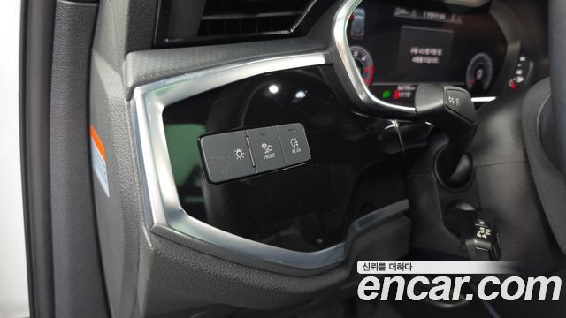 Audi Q3 (F3) 35 TDI Premium 2020 — фото 27