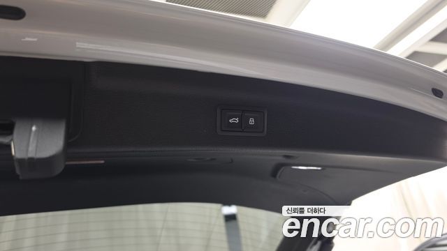 Audi Q3 (F3) 35 TDI Premium 2020 — фото 32