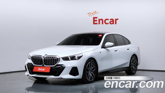 BMW 5 Series (G60) 520i M Sport 2024 — фото 1