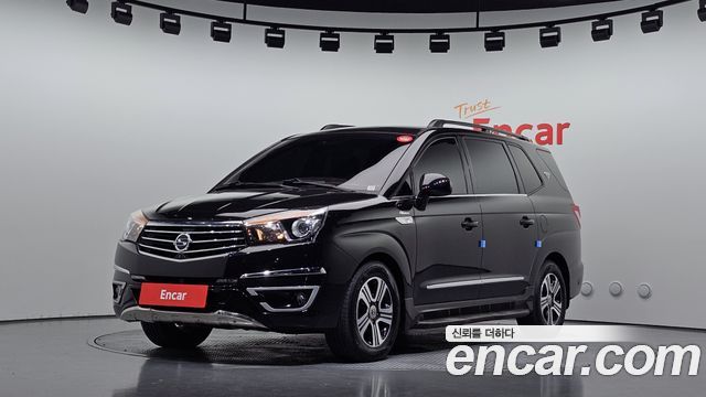 KG Mobility (SsangYong) Korando Turismo 4WD RX 9-seater 2017 — фото 1