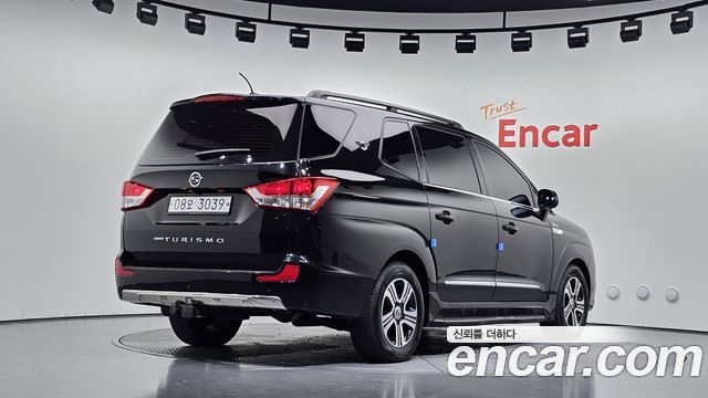 KG Mobility (SsangYong) Korando Turismo 4WD RX 9-seater 2017 — фото 2