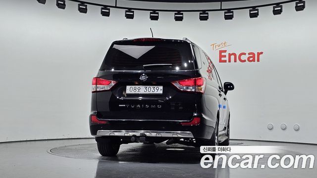 KG Mobility (SsangYong) Korando Turismo 4WD RX 9-seater 2017 — фото 4