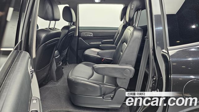KG Mobility (SsangYong) Korando Turismo 4WD RX 9-seater 2017 — фото 11
