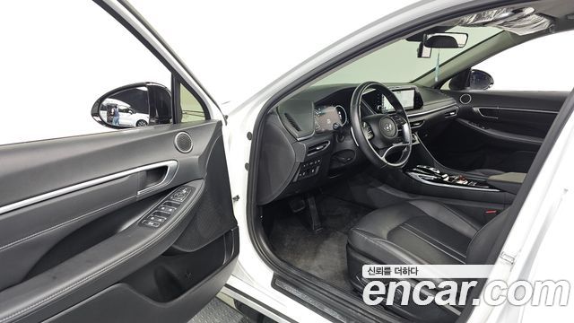 Hyundai Sonata (DN8) 2.0 Premium Plus 2022 — фото 10