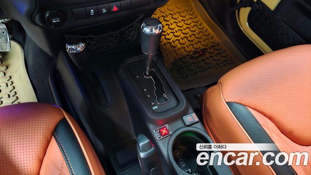 Jeep Wrangler (JK) 3.6 Rubicon 4Door 2014 — фото 9