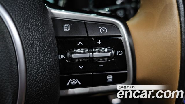 Kia Sorento (IV) HEV 1.6 2WD Noblesse 2023 — фото 17