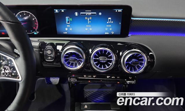 Mercedes-Benz A-Class (W177) A220 Sedan 2024 — фото 14