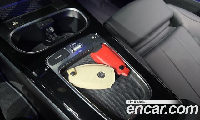Mercedes-Benz A-Class (W177) A220 Sedan 2024 — фото 17