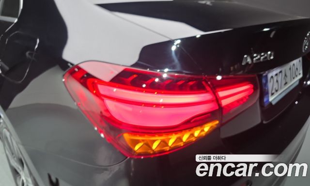 Mercedes-Benz A-Class (W177) A220 Sedan 2024 — фото 23