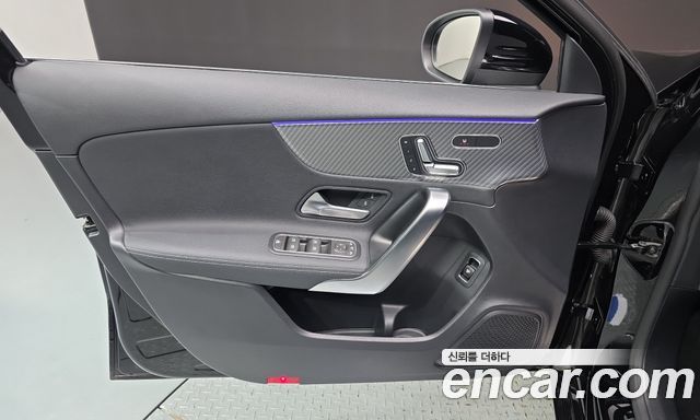 Mercedes-Benz A-Class (W177) A220 Sedan 2024 — фото 24