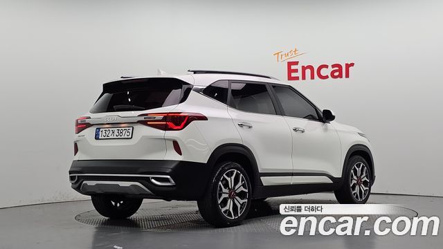 Kia Seltos Gasoline 1.6 Turbo 2WD Signature 2023 — фото 2