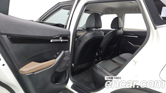 Kia Seltos Gasoline 1.6 Turbo 2WD Signature 2023 — фото 26