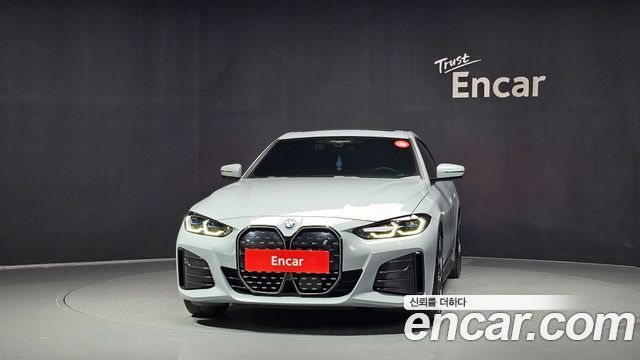 BMW i4 eDrive40 M Sports 2024 — фото 3