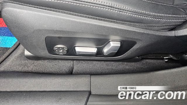 BMW i4 eDrive40 M Sports 2024 — фото 32