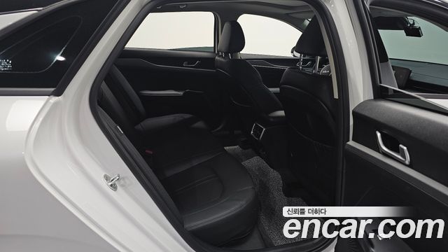 Kia K5 (III) 2.0 Prestige 2024 — фото 26