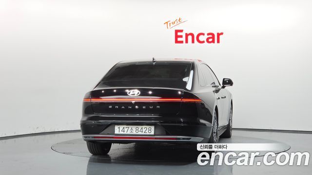 Hyundai Grandeur Hybrid (GN7) Exclusive 2023 — фото 4