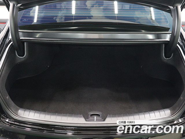 Hyundai Grandeur (GN7) 2,5 Gasoline 2WD Exclusive 2023 — фото 5