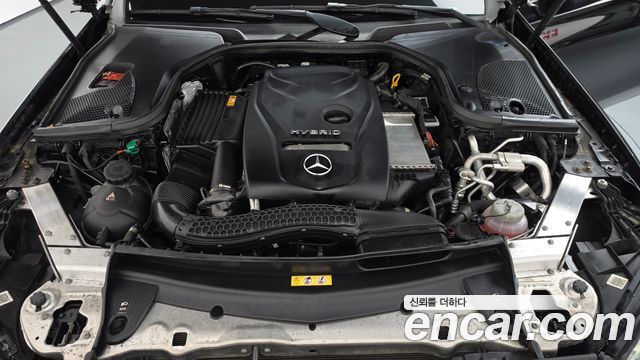 Mercedes-Benz E-Class (W213) E300e 4MATIC Exclusive 2020 — фото 6