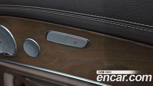 Mercedes-Benz E-Class (W213) E300e 4MATIC Exclusive 2020 — фото 20