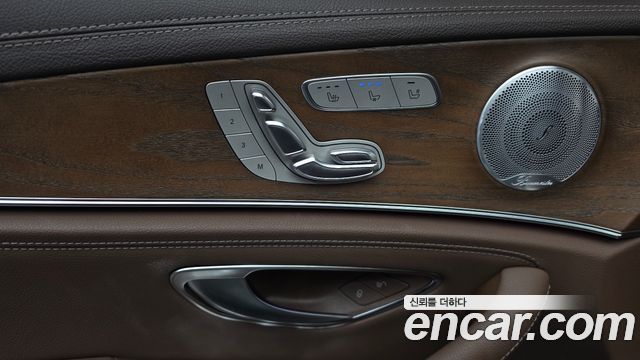 Mercedes-Benz E-Class (W213) E300e 4MATIC Exclusive 2020 — фото 27