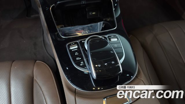 Mercedes-Benz E-Class (W213) E300e 4MATIC Exclusive 2020 — фото 28