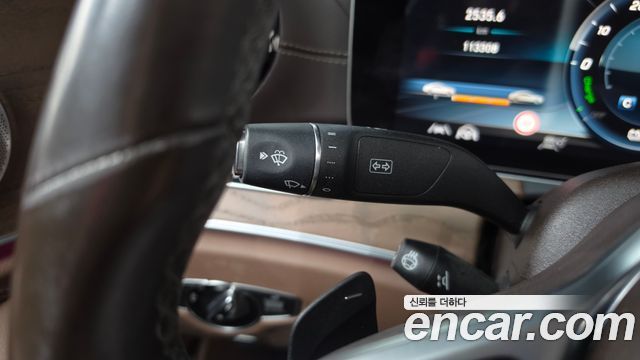 Mercedes-Benz E-Class (W213) E300e 4MATIC Exclusive 2020 — фото 35