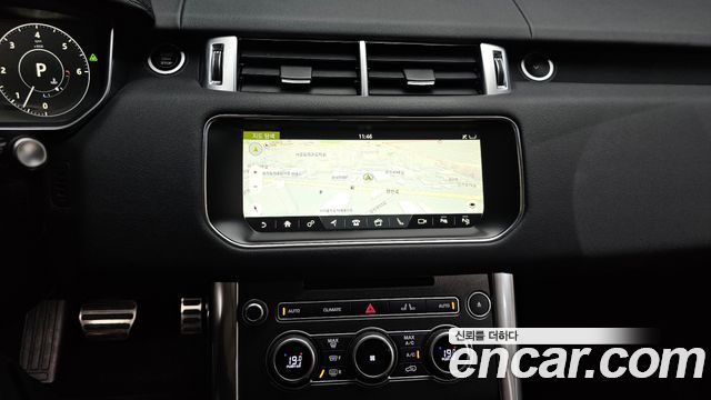 Land Rover Range Rover Sport (II) 3.0 SDV6 HSE Dynamic 2017 — фото 14