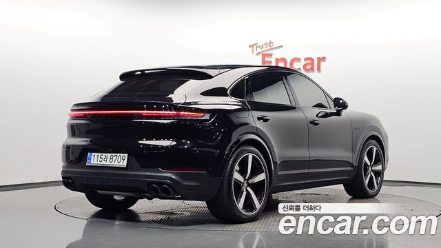 Porsche Cayenne (PO536) 3.0 E-Hybrid Coupe 2025 — фото 2