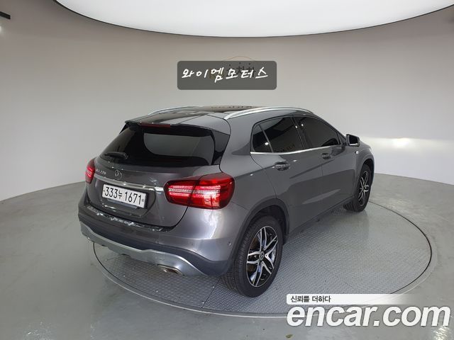 Mercedes-Benz GLA-Class (X156) GLA220 Premium 2019 — фото 2