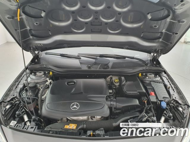 Mercedes-Benz GLA-Class (X156) GLA220 Premium 2019 — фото 6