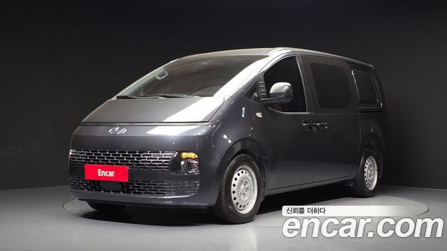 Hyundai Staria Cargo 5-Seater Smart 2022 — фото 1