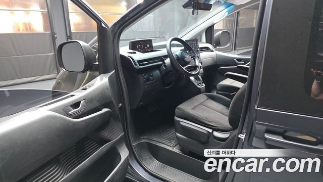 Hyundai Staria Cargo 5-Seater Smart 2022 — фото 10