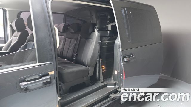 Hyundai Staria Cargo 5-Seater Smart 2022 — фото 26