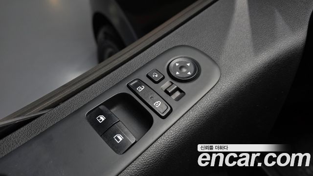 Hyundai Staria Cargo 5-Seater Smart 2022 — фото 28