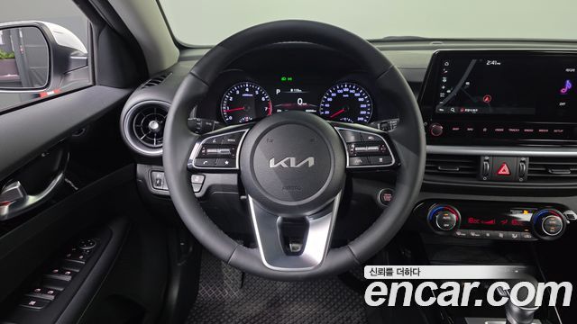 Kia K3 (II) 1.6 Prestige 2024 — фото 15