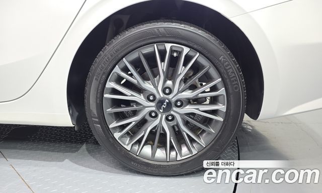 Kia K3 (II) 1.6 Prestige 2024 — фото 21