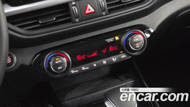 Kia K3 (II) 1.6 Prestige 2024 — фото 29
