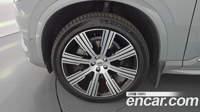 Volvo XC90 (II) B6 Ultimate Bright 2024 — фото 5