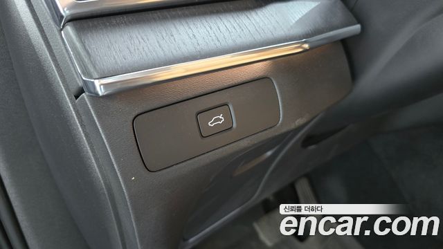 Volvo XC90 (II) B6 Ultimate Bright 2024 — фото 19