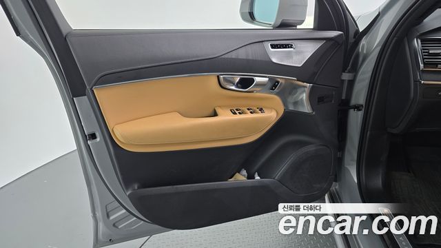 Volvo XC90 (II) B6 Ultimate Bright 2024 — фото 24