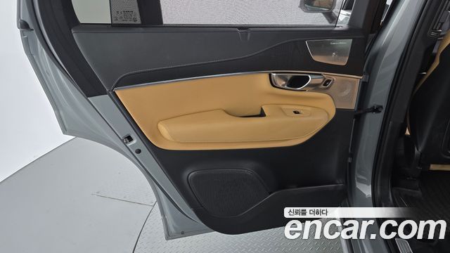 Volvo XC90 (II) B6 Ultimate Bright 2024 — фото 25
