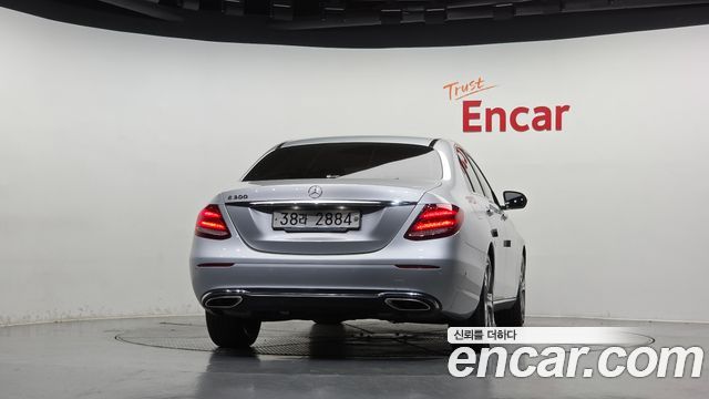 Mercedes-Benz E-Class (W213) E300 Avantgarde 2019 — фото 4