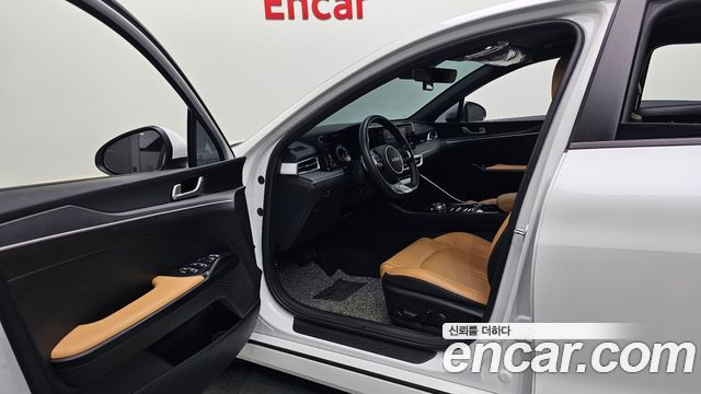 Kia K5 (III) 1.6 Turbo Prestige 2022 — фото 10