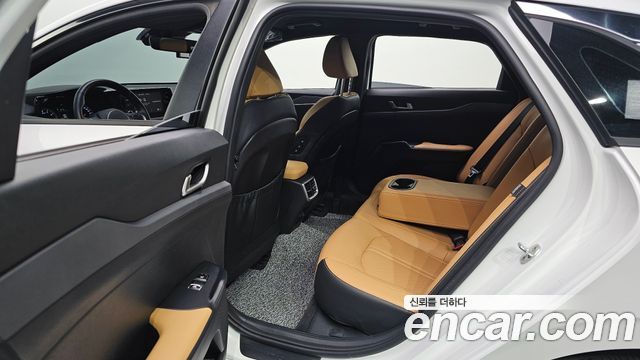 Kia K5 (III) 1.6 Turbo Prestige 2022 — фото 11
