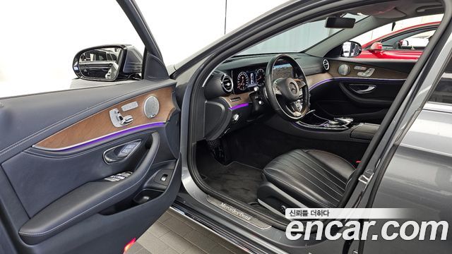 Mercedes-Benz E-Class (W213) E300 Exclusive 2018 — фото 10