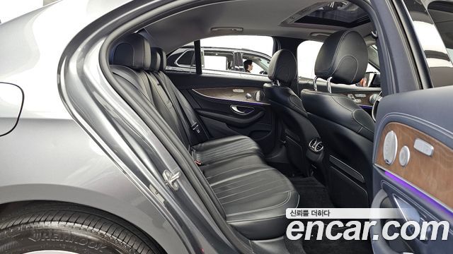 Mercedes-Benz E-Class (W213) E300 Exclusive 2018 — фото 16