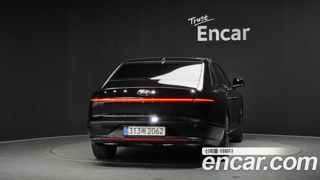 Hyundai Grandeur (GN7) 2,5 Gasoline 2WD Honors 2026 — фото 4
